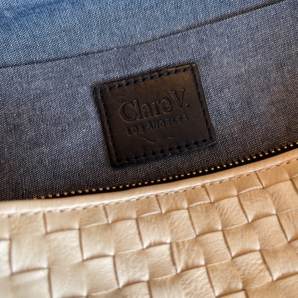 Clare V Moyen Messenger Bag - White Cream / Buttercream - Picture 4 of 11